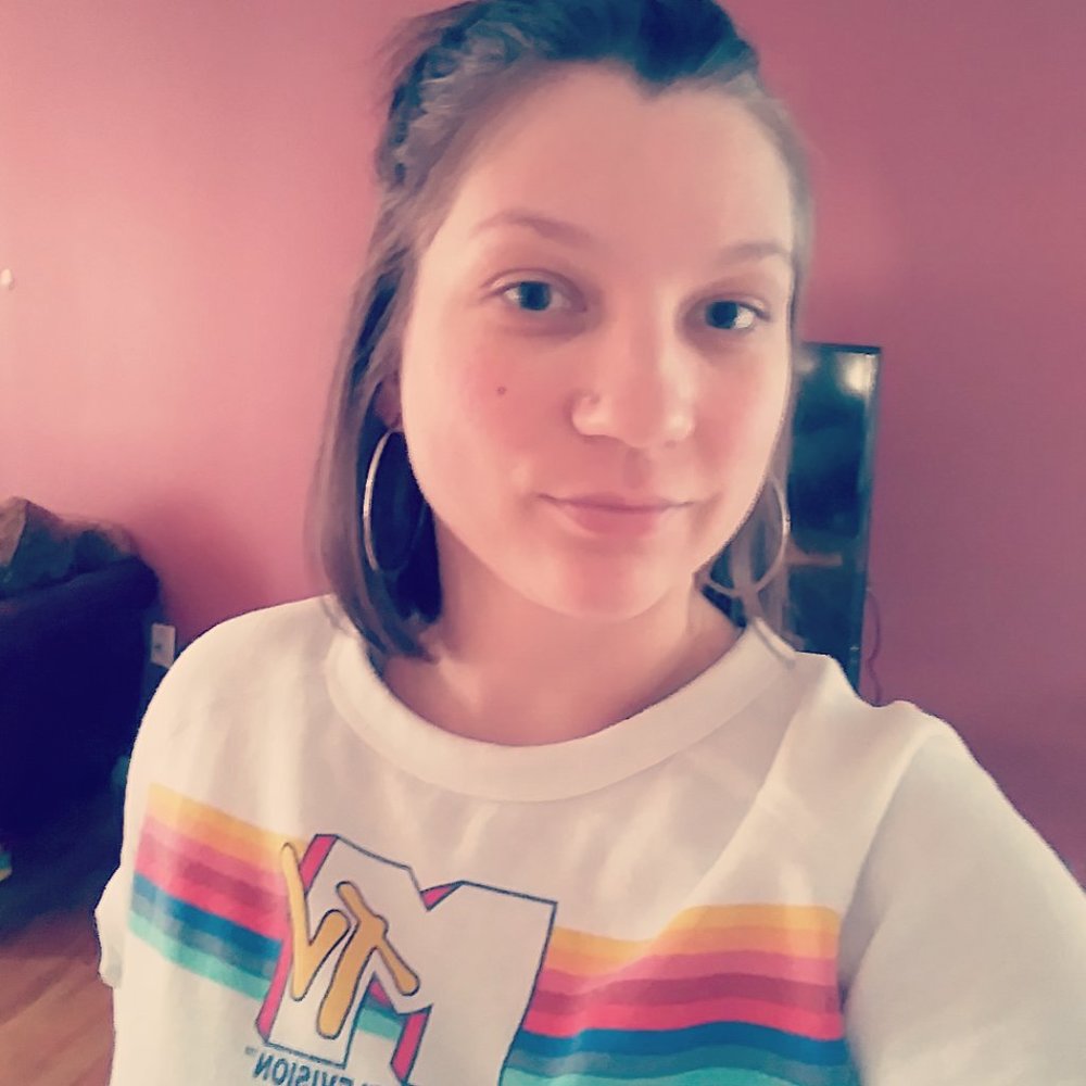 Meet your Posher, April